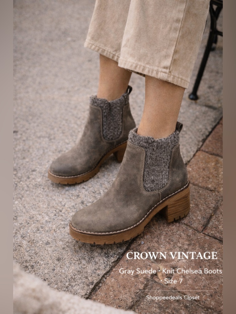 Crown Vintage Chelsea Ankle Boots Gray Distressed Leather Lug Sole